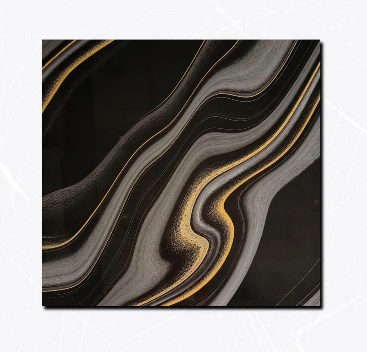 Cerámica 30 x 60 negra con detalles dorados para baño moderno